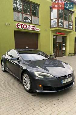 Ліфтбек Tesla Model S 2016 в 
