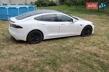 Лифтбек Tesla Model S 2017 в 
