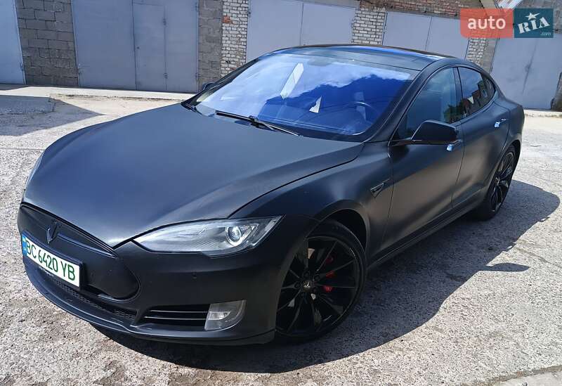 Лифтбек Tesla Model S 2014 в Старичах