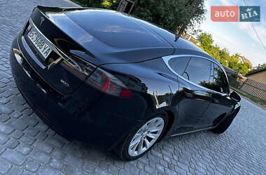 Лифтбек Tesla Model S 2016 в 