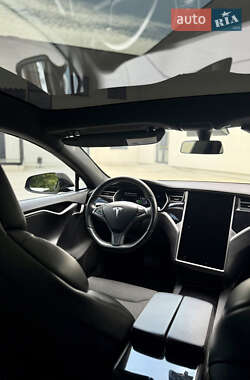 Лифтбек Tesla Model S 2018 в 