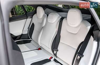 Лифтбек Tesla Model S 2024 в 