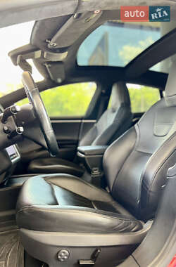 Лифтбек Tesla Model S 2016 в 