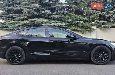 Лифтбек Tesla Model S 2017 в 