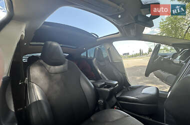 Лифтбек Tesla Model S 2014 в 