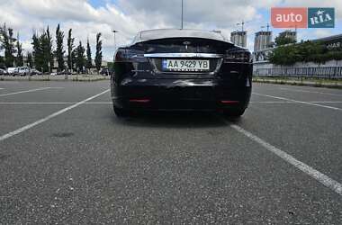 Лифтбек Tesla Model S 2018 в 