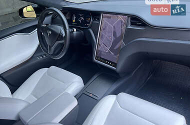 Лифтбек Tesla Model S 2018 в 