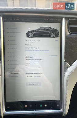 Лифтбек Tesla Model S 2012 в 