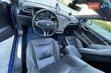 Лифтбек Tesla Model S 2016 в 