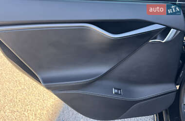 Ліфтбек Tesla Model S 2018 в 