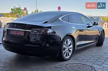 Лифтбек Tesla Model S 2018 в 