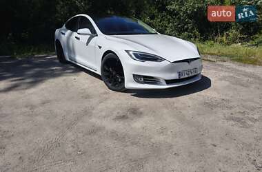 Лифтбек Tesla Model S 2017 в Фастове