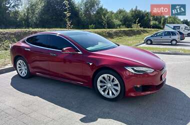 Лифтбек Tesla Model S 2016 в 