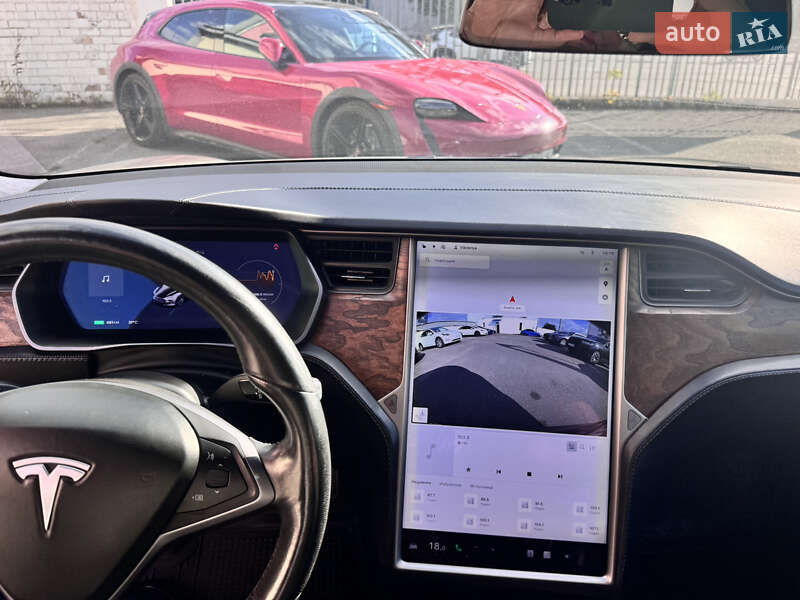 Ліфтбек Tesla Model S 2018 в Києві