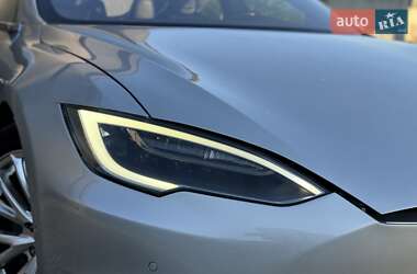 Лифтбек Tesla Model S 2017 в 