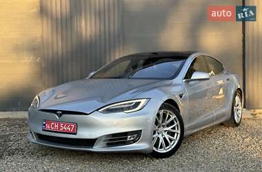 Лифтбек Tesla Model S 2017 в 