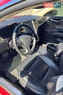 Лифтбек Tesla Model S 2016 в 