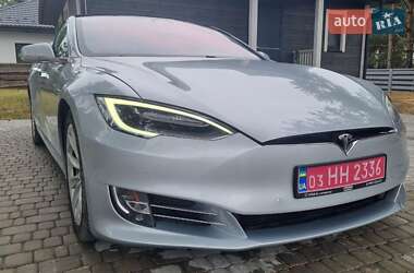 Лифтбек Tesla Model S 2016 в 