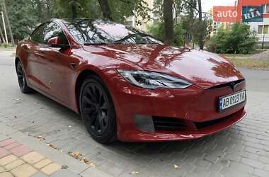 Лифтбек Tesla Model S 2016 в 