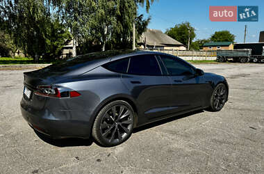 Лифтбек Tesla Model S 2020 в 