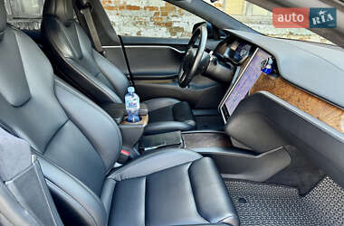 Лифтбек Tesla Model S 2020 в 