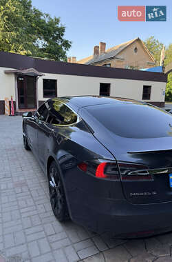 Ліфтбек Tesla Model S 2018 в 