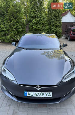 Ліфтбек Tesla Model S 2018 в 
