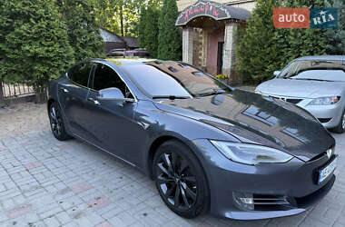 Ліфтбек Tesla Model S 2018 в 