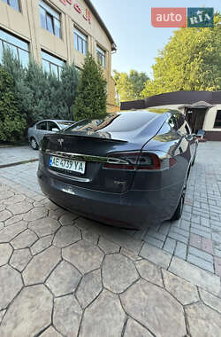 Ліфтбек Tesla Model S 2018 в 