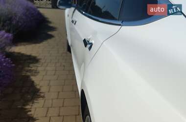 Лифтбек Tesla Model S 2014 в Новояворовске