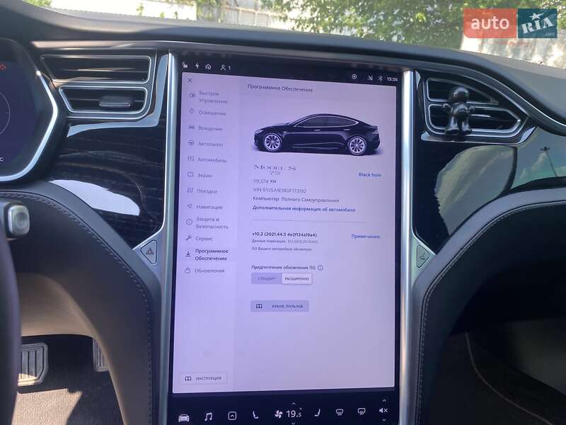 Лифтбек Tesla Model S 2016 в Киеве