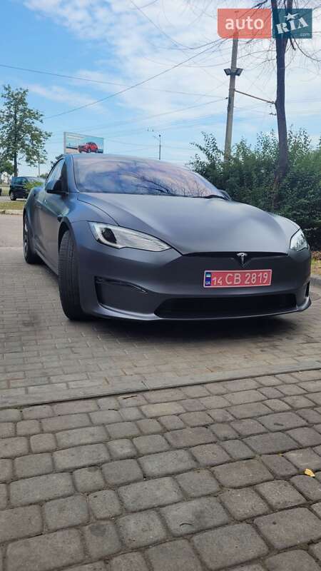 Лифтбек Tesla Model S 2022 в 