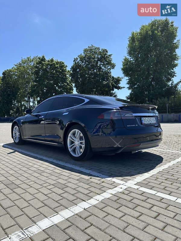 Лифтбек Tesla Model S 2013 в Тернополе
