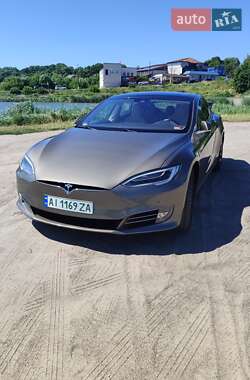 Лифтбек Tesla Model S 2016 в 