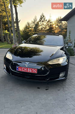 Ліфтбек Tesla Model S 2015 в Луцьку