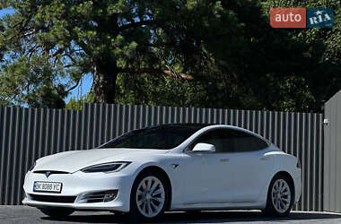 Лифтбек Tesla Model S 2018 в Ровно