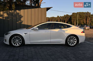 Лифтбек Tesla Model S 2018 в 