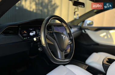 Лифтбек Tesla Model S 2018 в 