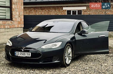 Ліфтбек Tesla Model S 2015 в 
