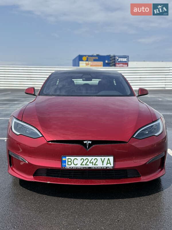 Tesla Model S 2023