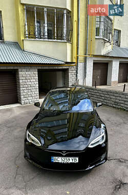 Лифтбек Tesla Model S 2016 в 