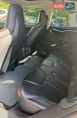 Лифтбек Tesla Model S 2013 в 