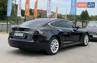 Лифтбек Tesla Model S 2018 в 