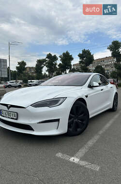 Лифтбек Tesla Model S 2022 в Киеве