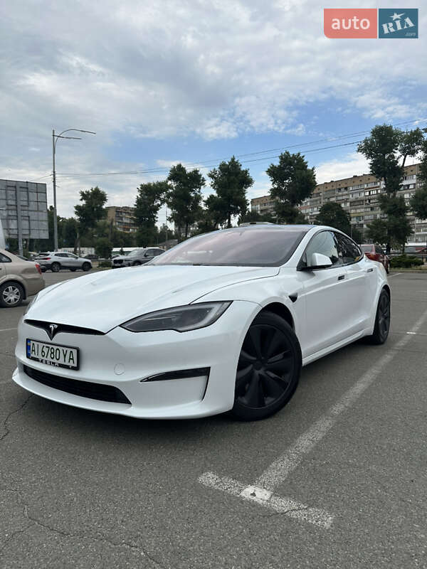 Tesla Model S 2022