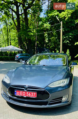 Ліфтбек Tesla Model S 2015 в Луцьку
