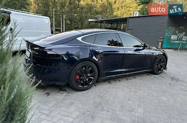 Ліфтбек Tesla Model S 2014 в 