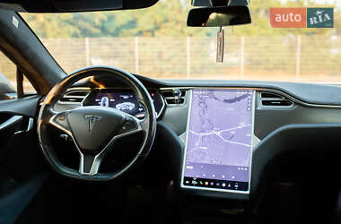 Ліфтбек Tesla Model S 2017 в 