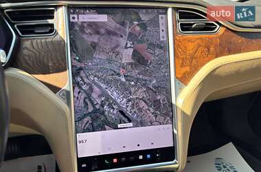 Ліфтбек Tesla Model S 2017 в 