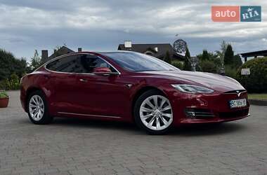 Ліфтбек Tesla Model S 2019 в 